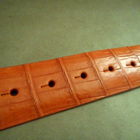 NWT KROCOA 100% Mandarin/Orange Crocodile Belt Silver Oval Buckle Size 32 - Picture 6 of 14